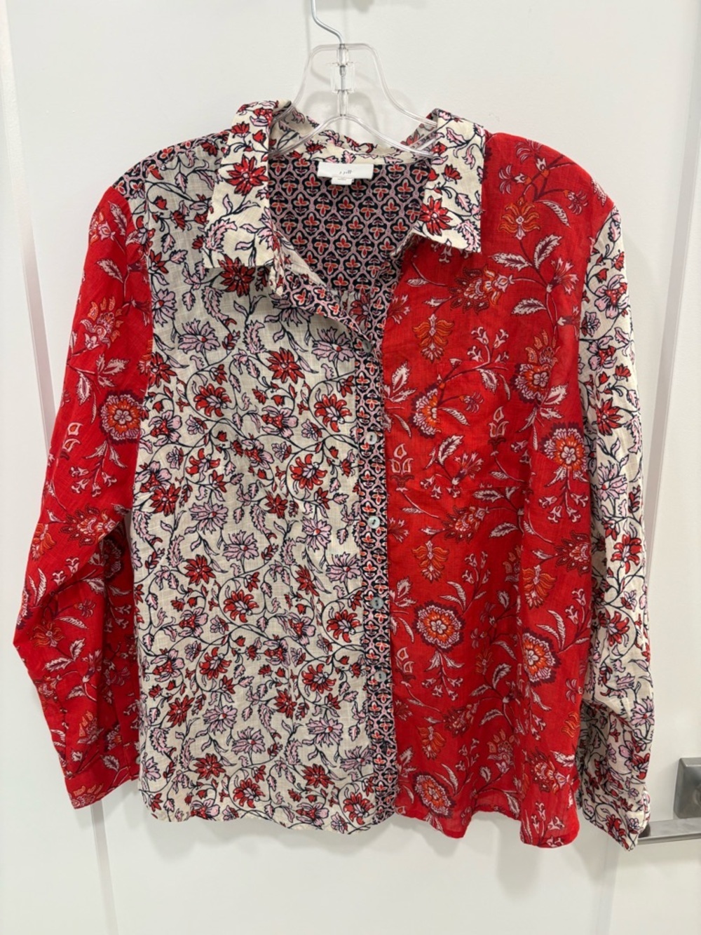 J. Jill Red White Floral Patchwork Boho Cotton Button Down Size Medium Petite - Picture 2 of 14